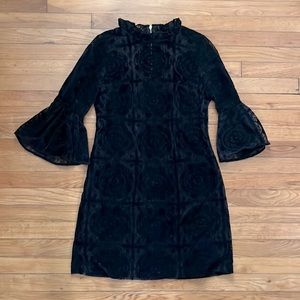 lace burnout bell sleeve velour ruffle collar